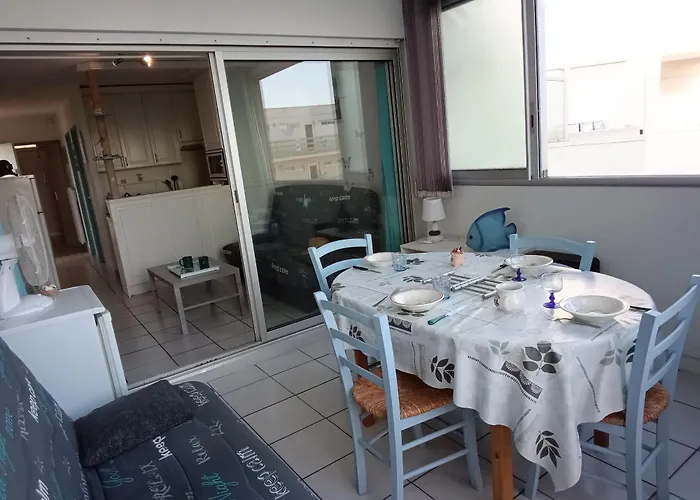 T2 Coquet 40m², Parking Securise, Proche - Fr-1-798-22